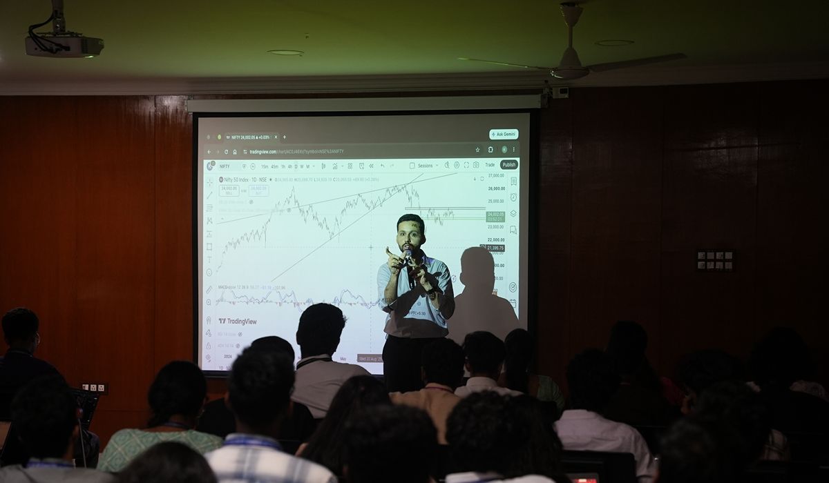 Finance Club – photo 3