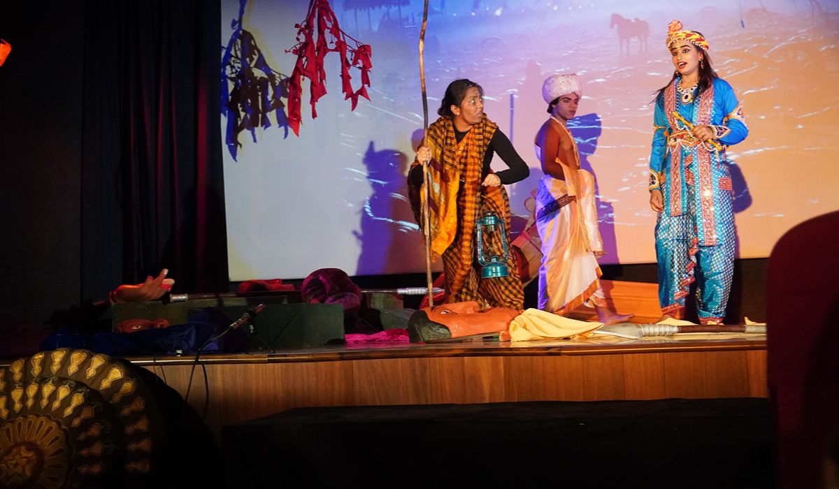 Hashmi Theatre Forum – photo 6