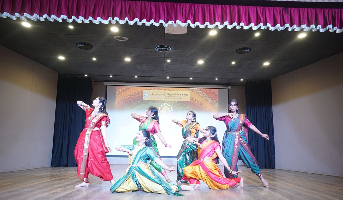 Hindi Parishad – photo 1
